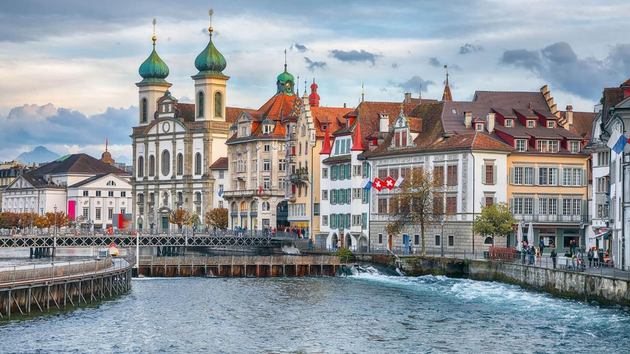 ಸ್ವಿಟ್ಜರ್‌ಲ್ಯಾಂಡ್‌ ಮತ್ತು ಚಾಕೊಲೆಟ್‌ ಎಂಬ ಪ್ರವಾಸಿಮಿತ್ರ!