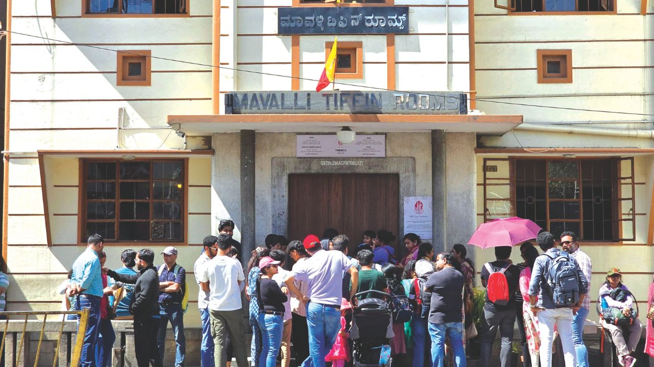 ರವೆ ಇಡ್ಲಿಯ ಹಿಂದಿನ ಕತೆ!