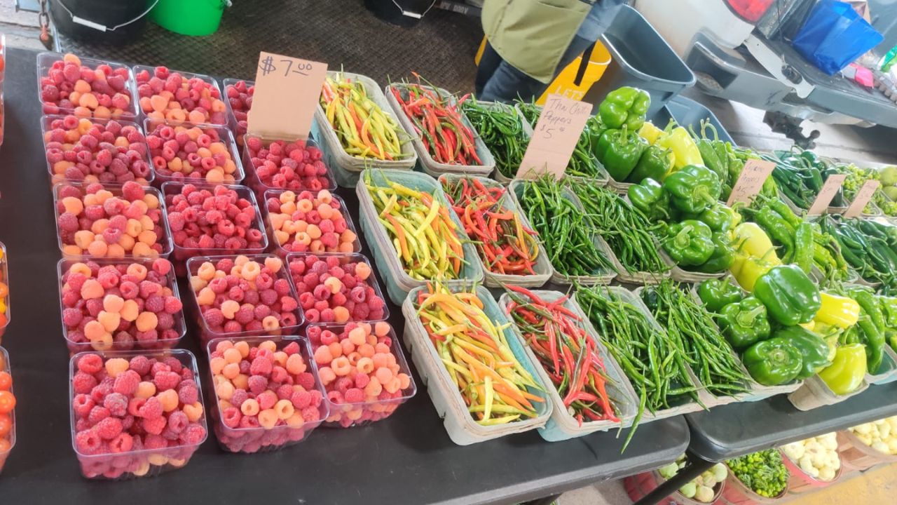 ಅಮೆರಿಕದ ಸಂತೆಯಲ್ಲಿ ರಂಗು ರಂಗಿನ ತರಕಾರಿ
