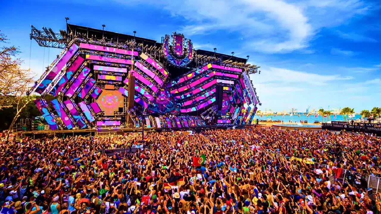 ಪ್ರವಾಸಿಗರಿಗೆ ನೆಪ ಸೃಷ್ಟಿಸಿಕೊಡಿ!