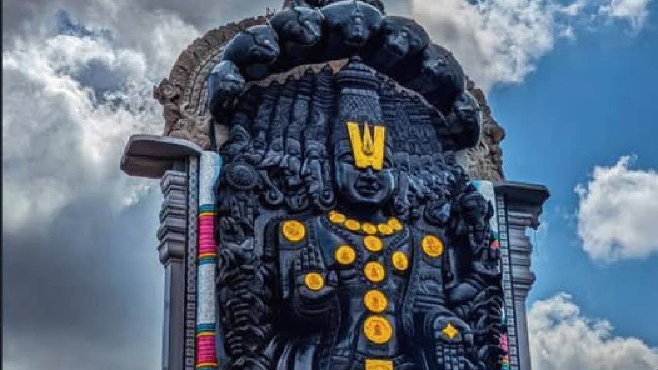 ವಿಷ್ಣುವಿನ ವಿರಾಟ ರೂಪ : 108 ಅಡಿ ಎತ್ತರದ ಏಕಶಿಲಾ ಮೂರ್ತಿ!