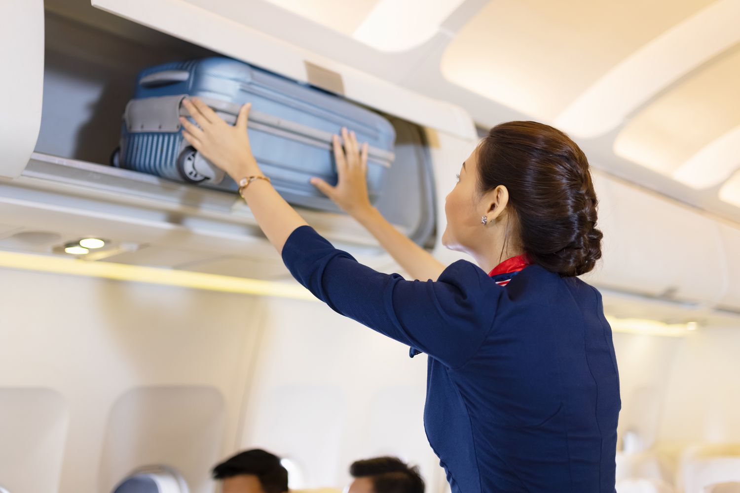 ಓವರ್‌ ಹೆಡ್‌ ಕ್ಯಾಬಿನ್