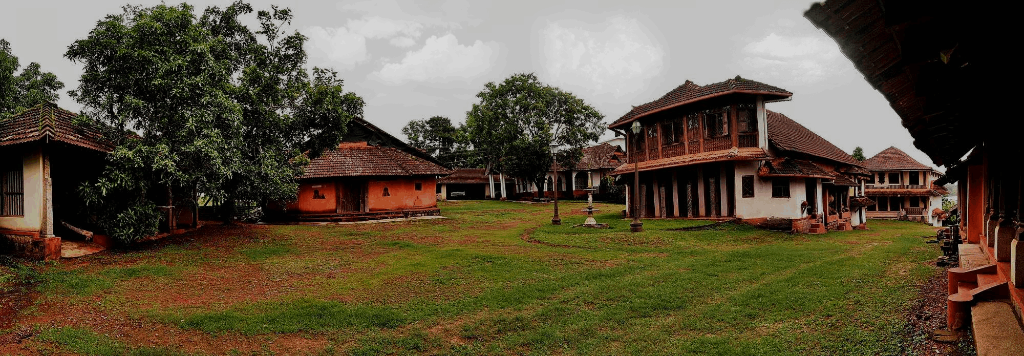 ಮಣಿಪಾಲದಲ್ಲಿದೆ 'ಹಸ್ತ ಶಿಲ್ಪ ಪಾರಂಪರಿಕ ಗ್ರಾಮ'