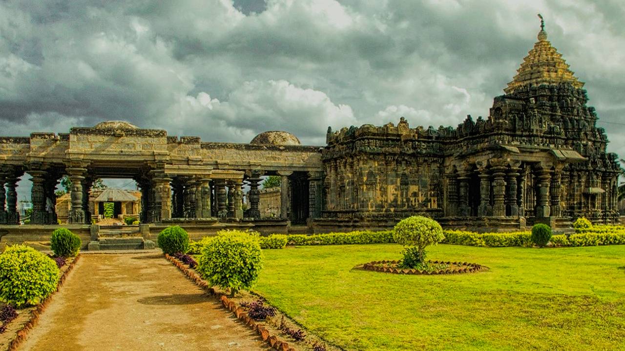 ಇಟಗಿ ಮಹಾದೇವ ದೇವಾಲಯ...