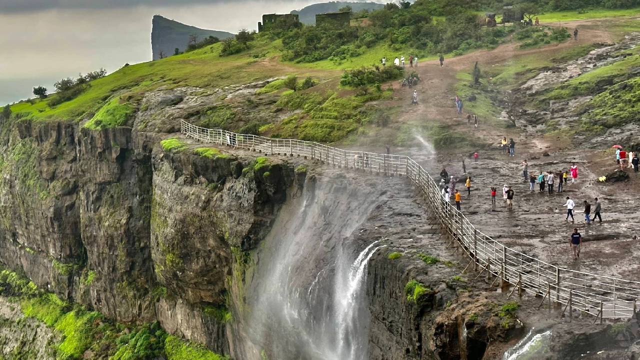ನಾನೇಘಾಟ್‌…ಇಲ್ಲಿ ಜಲಪಾತವೂ ರಿವರ್ಸ್‌ ಹೊಡೆಯುತ್ತೆ …