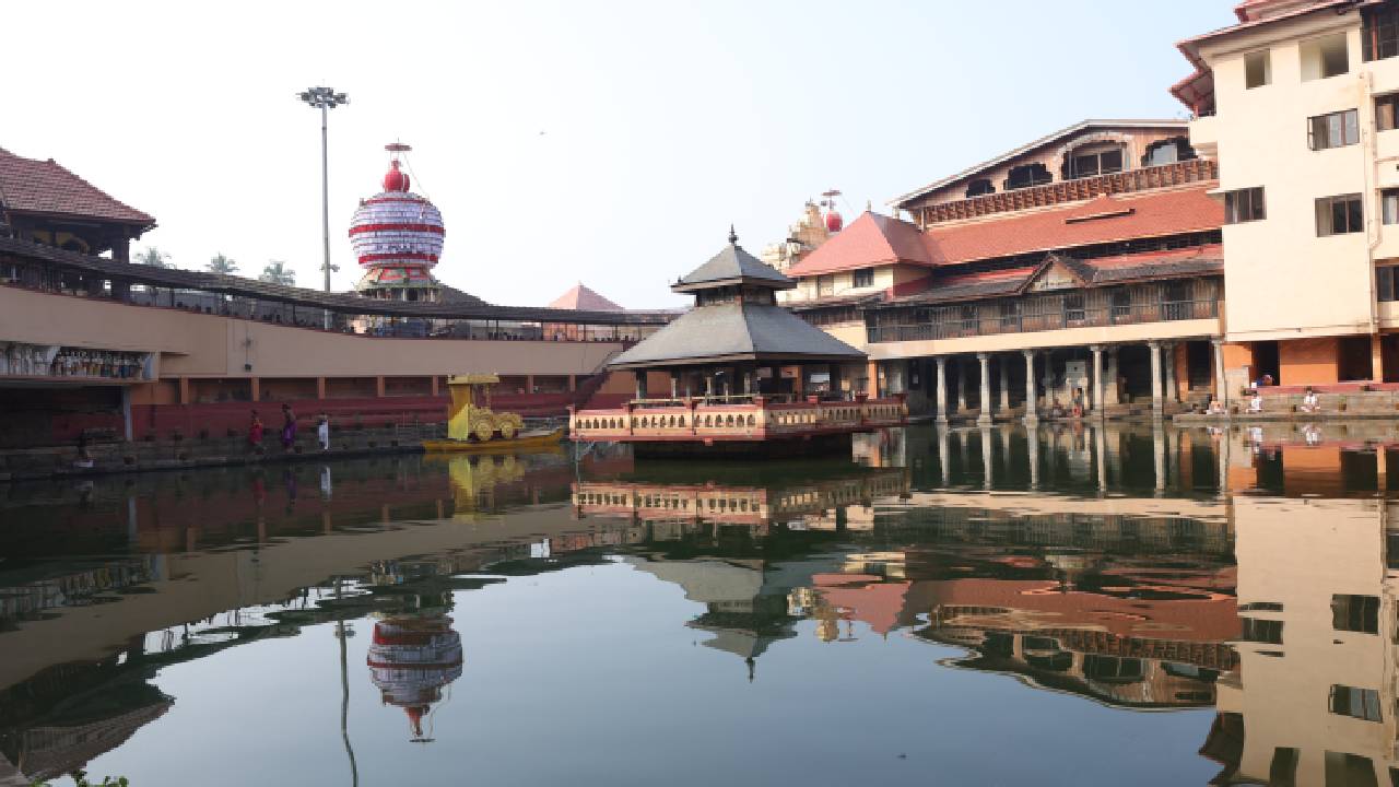 ಜಗದ ಗಮನ ಸೆಳೆಯುತ್ತಿದೆ ವಿಶ್ವ ಗೀತಾ ಪರ್ಯಾಯ