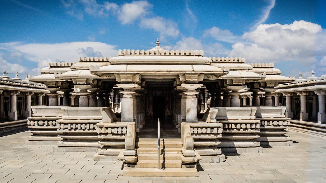 ಹುಂಡಿಯೇ ಇಲ್ಲದ ಗುಡಿ!